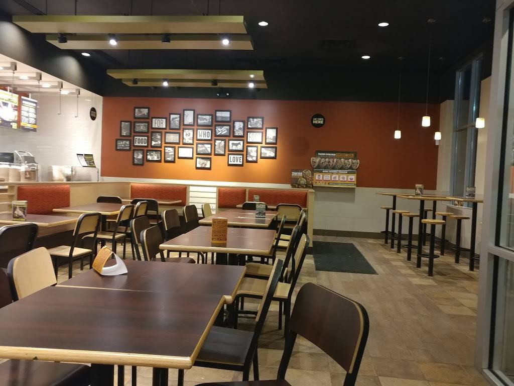 QDOBA Mexican Eats | restaurant | 5595 28th St SE, Grand Rapids, MI 49512, USA | 6169403339 OR +1 616-940-3339