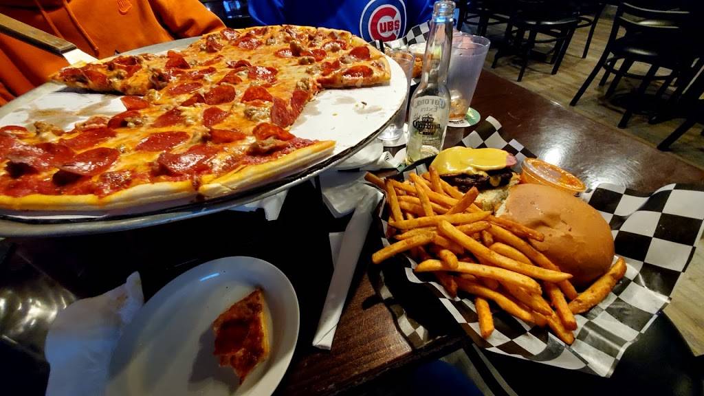 Sneakers Sports Bar & Grill | restaurant | 9721 Grand Ave, Franklin Park, IL 60131, USA | 8474554444 OR +1 847-455-4444