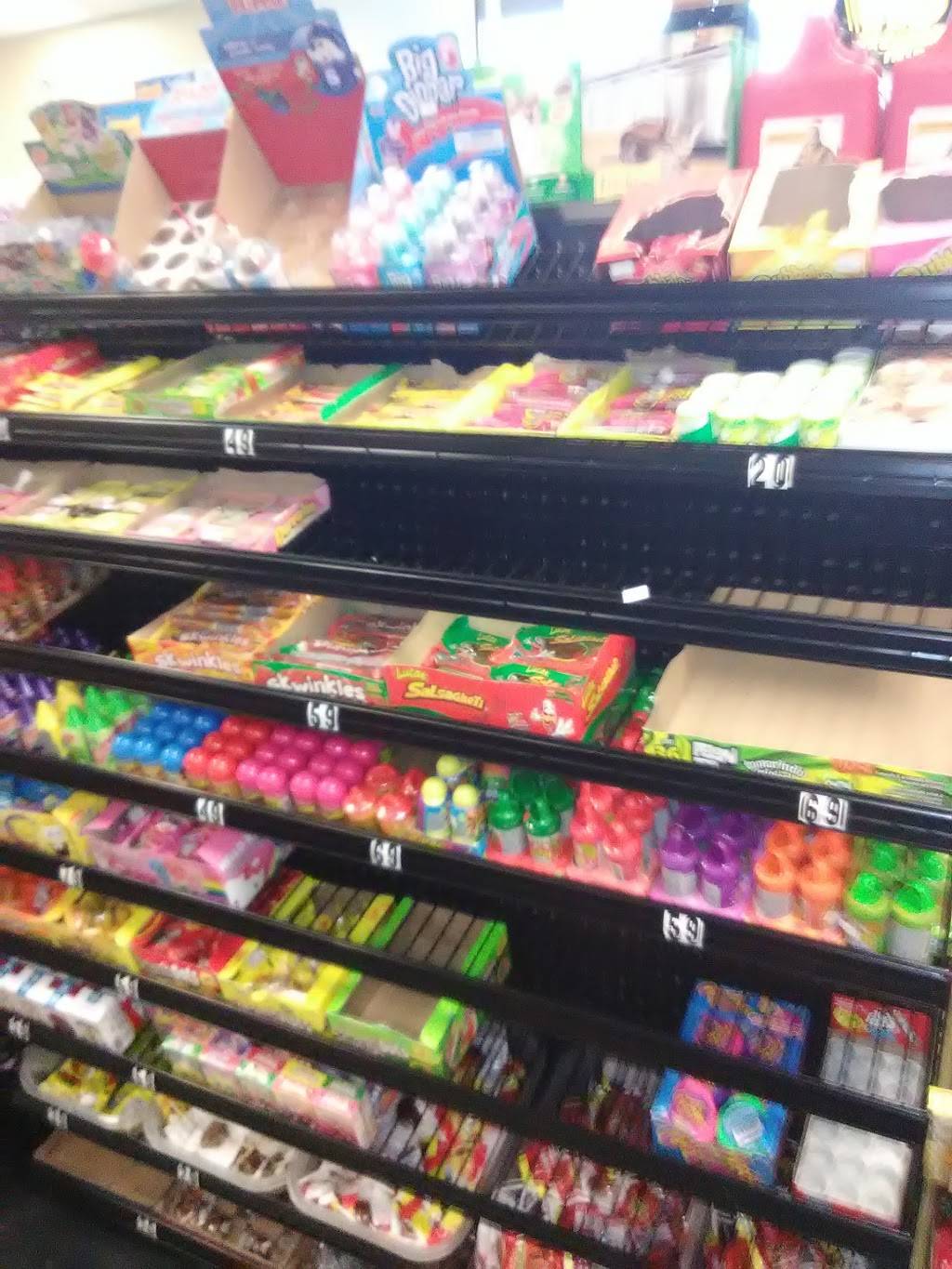 Country Market IV | restaurant | 6108 W Northern Ave, Glendale, AZ 85301, USA | 6234350502 OR +1 623-435-0502