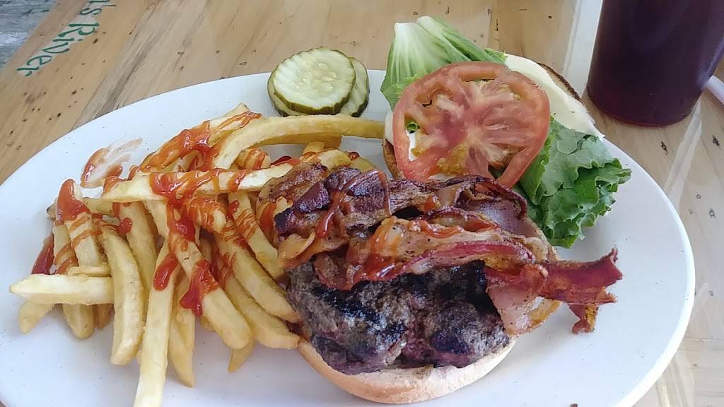 Shady Oak Restaurant | restaurant | 2984 W New York Ave, DeLand, FL 32720, USA | 3867349715 OR +1 386-734-9715