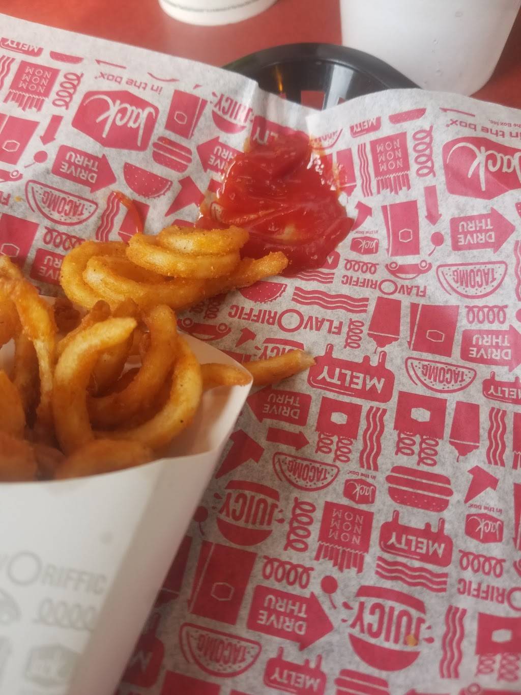 Jack in the Box | restaurant | 7525 East Fwy, Houston, TX 77020, USA | 7136737525 OR +1 713-673-7525