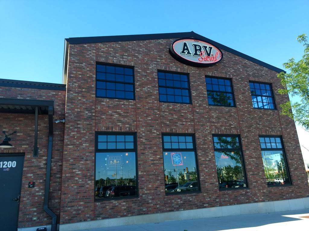 ABV Social | restaurant | 11200 W Burleigh St, Wauwatosa, WI 53222, USA | 4148376290 OR +1 414-837-6290