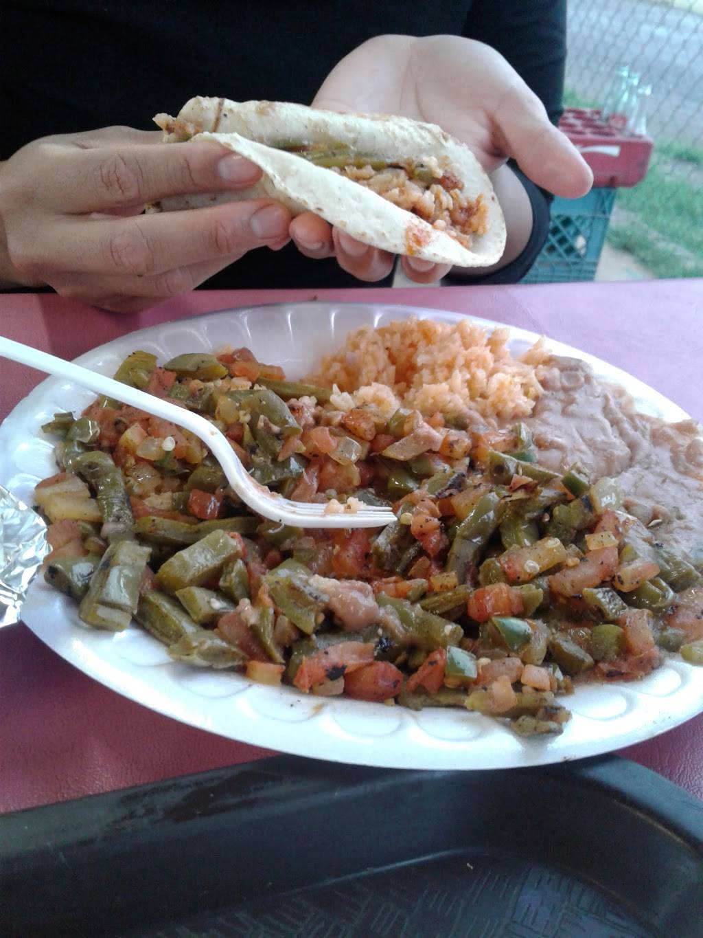 Taqueria La Hacienda | restaurant | 254 E Buckeye Rd, Phoenix, AZ 85004, USA | 6026163801 OR +1 602-616-3801