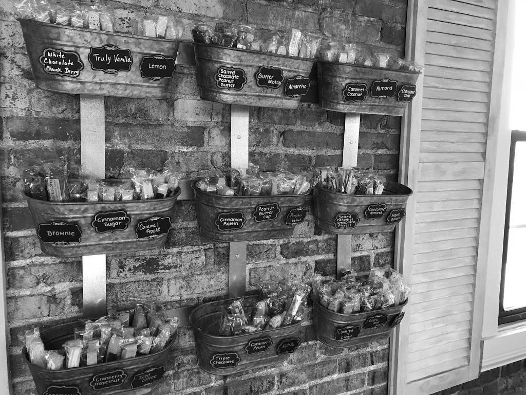 Anitas On Walnut Bakery & Cafe | cafe | 324 E Walnut St, Lancaster, PA 17602, USA | 7172086695 OR +1 717-208-6695