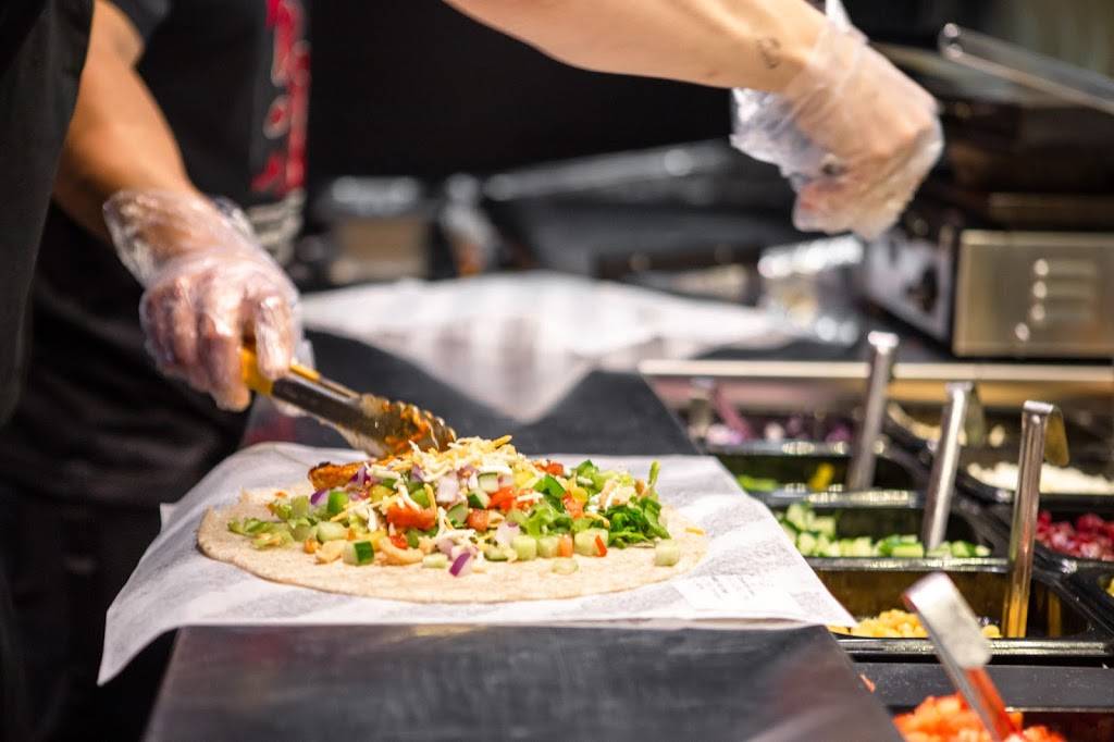 Poulet Rouge Terrebonne | restaurant | 1185 Boulevard Moody, Terrebonne, QC J6W 3Z5, Canada | 5145098090 OR +1 514-509-8090