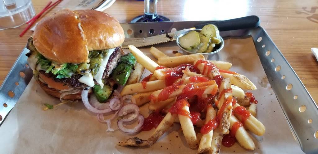 Chilis Grill & Bar | meal takeaway | 1715 W Nursery Rd, Linthicum Heights, MD 21090, USA | 4106948080 OR +1 410-694-8080