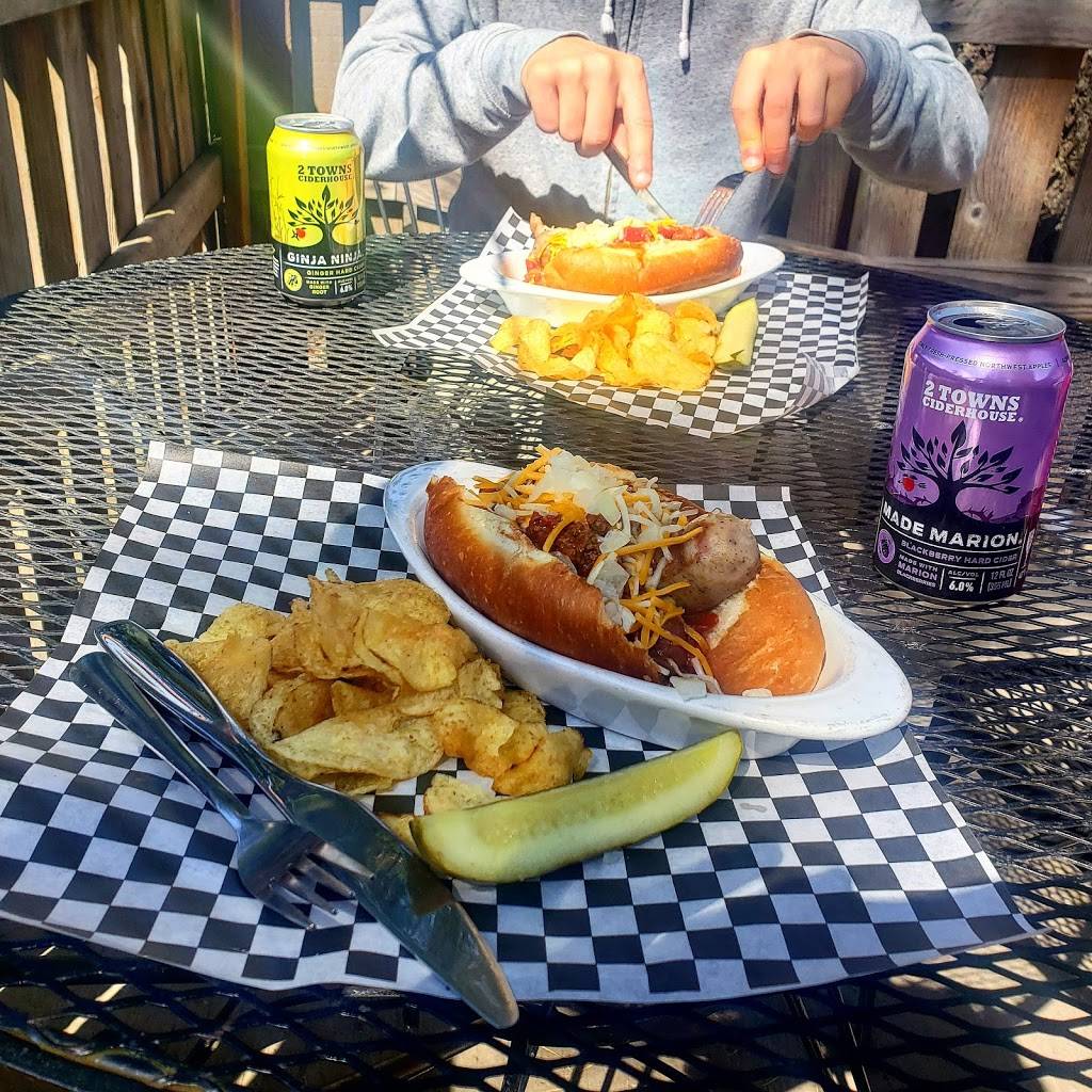 Skyline Tavern | restaurant | 8031 NW Skyline Blvd, Portland, OR 97229, USA | 5032864788 OR +1 503-286-4788