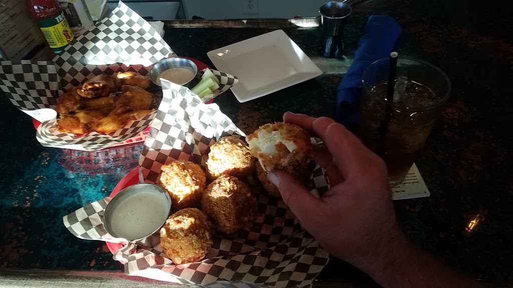 The Funky Kitchen | restaurant | 115 Redwood Hwy, Cave Junction, OR 97523, USA | 5415925055 OR +1 541-592-5055