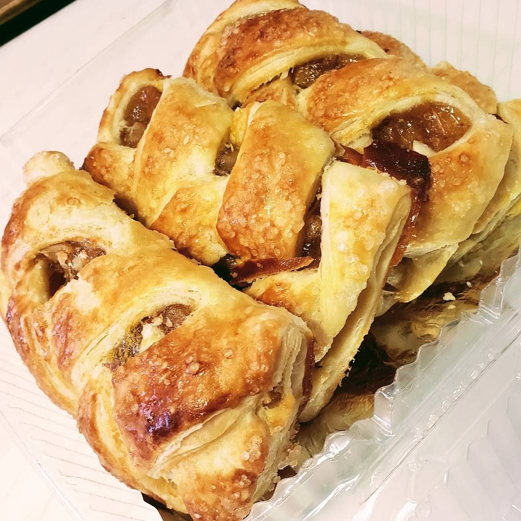 Giulias Cucina & Dessert | restaurant | 1611-13 Bay Ridge Pkwy, Brooklyn, NY 11204, USA | 7182592900 OR +1 718-259-2900