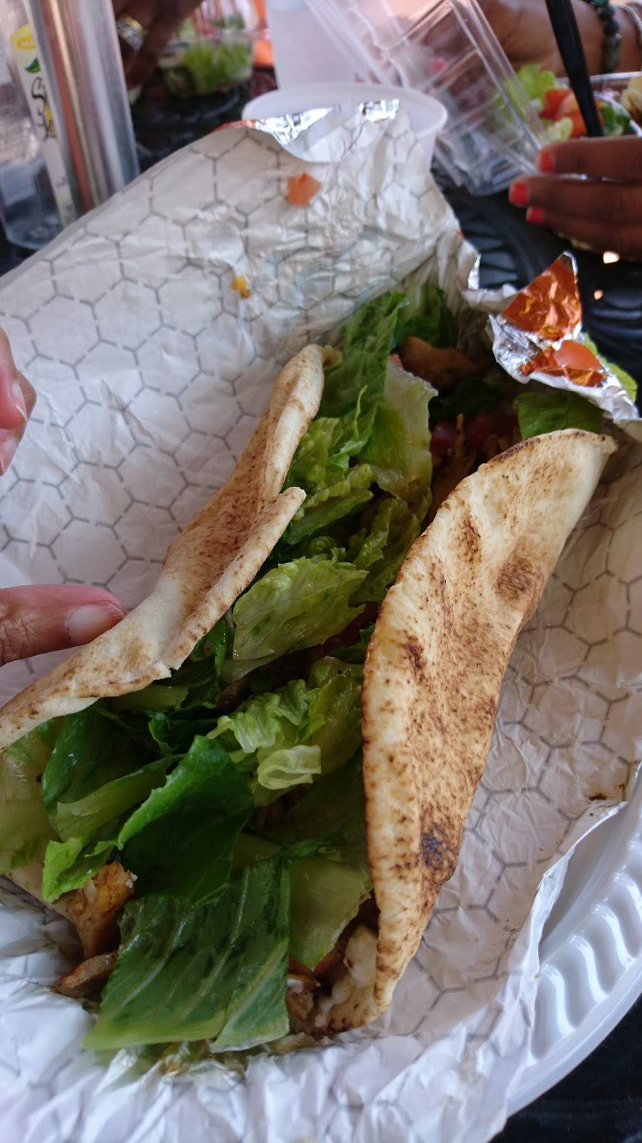 Mediterranean Pita Grill | restaurant | 26527 Agoura Rd #120, Calabasas, CA 91302, USA | 8188710167 OR +1 818-871-0167