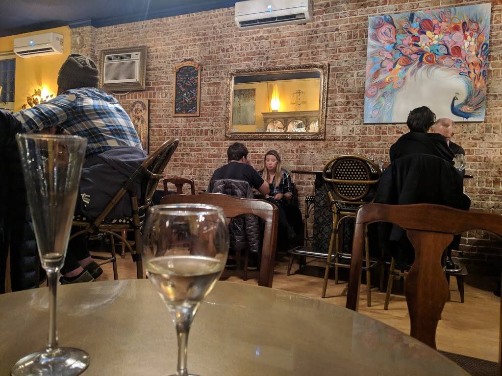 Sienna Wine Bar & Small Plates | restaurant | 3422 E 12th Ave, Denver, CO 80206, USA | 3033552202 OR +1 303-355-2202