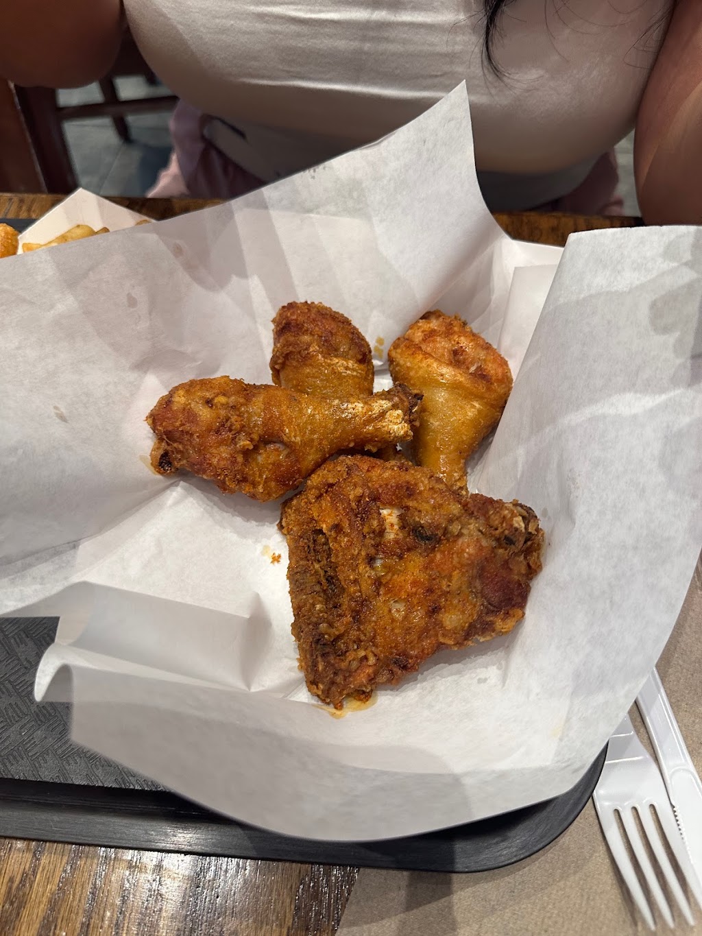 Byrds Hot Chicken Skokie | restaurant | 4839 Oakton St, Skokie, IL 60077, USA | 2242518296 OR +1 224-251-8296