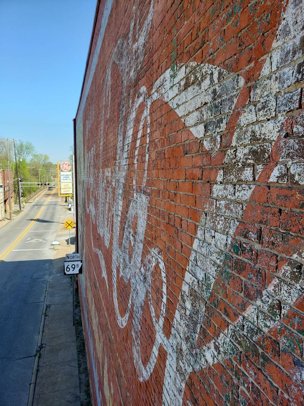 Bigs Of Batesville | restaurant | 101 E Main St, Batesville, AR 72501, USA | 8705694986 OR +1 870-569-4986