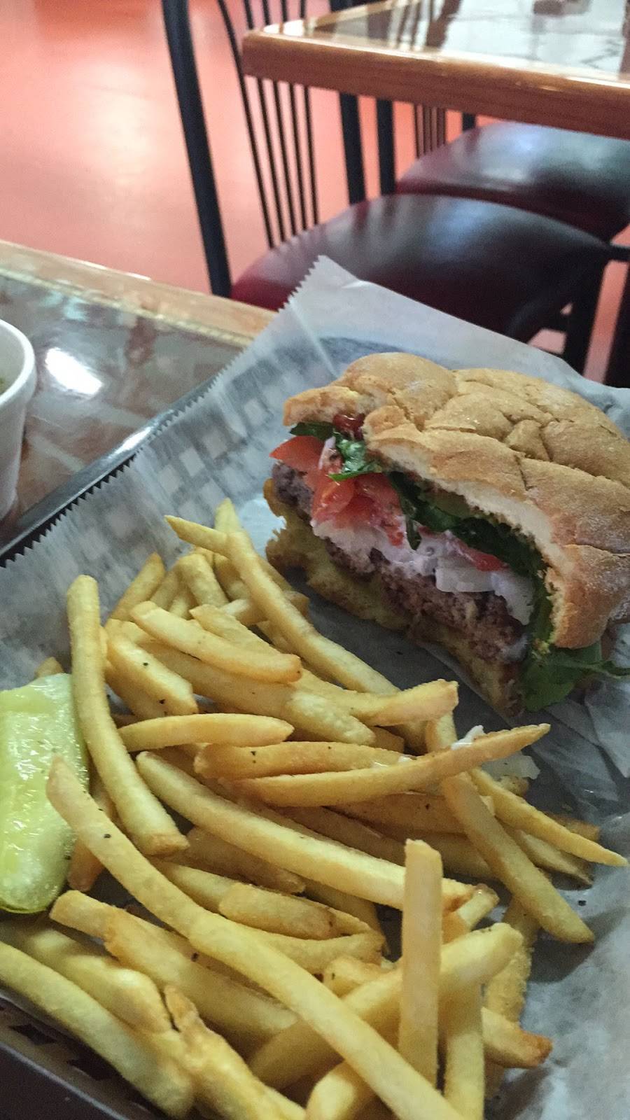 Slack Tide Bar and Grill | restaurant | 5890 US-1, Grant, FL 32949, USA | 3219143988 OR +1 321-914-3988