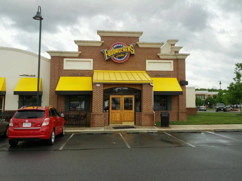 Fuddruckers | restaurant | 44036 Pipeline Plaza, Ashburn, VA 20147, USA | 7037240990 OR +1 703-724-0990