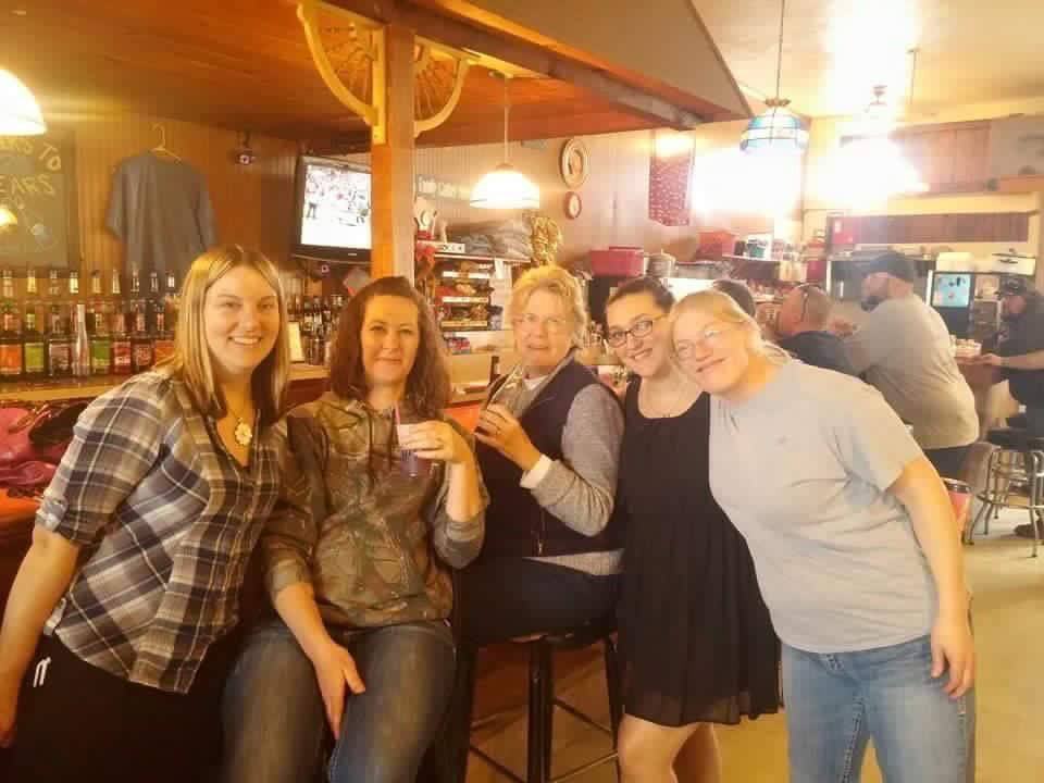 Bobby Johns | restaurant | 913 Front St, Cashton, WI 54619, USA | 6086547611 OR +1 608-654-7611