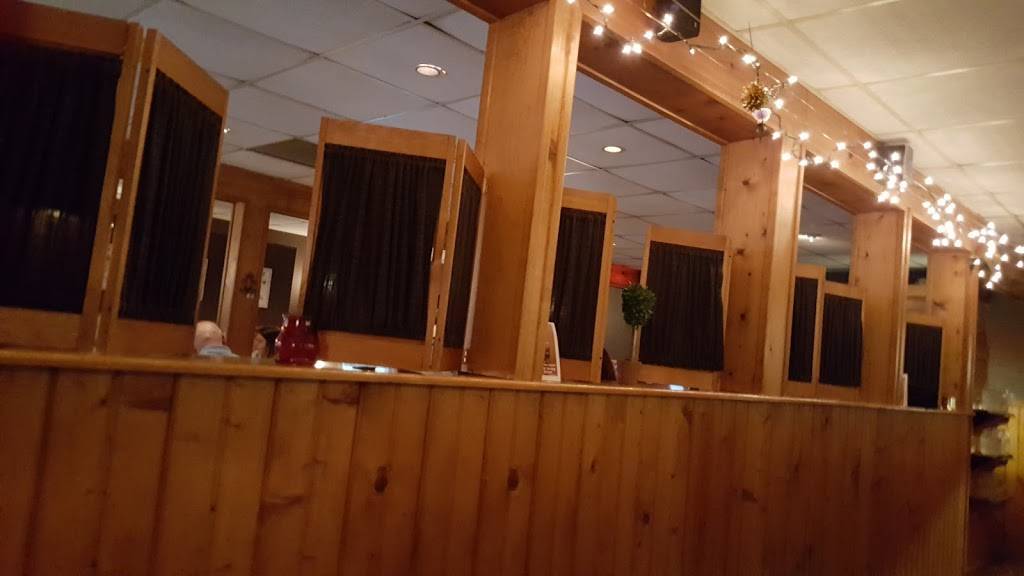 Shady Grove | restaurant | WI-65, Ellsworth, WI 54011, USA | 7152733787 OR +1 715-273-3787