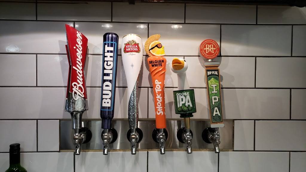 Anthonys Pizza & Pasta | meal delivery | 6860 S Clinton Ct, Greenwood Village, CO 80112, USA | 3037061281 OR +1 303-706-1281