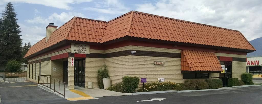 Pizza Chalet & Johnnies Broasted Chicken | restaurant | 34299 Yucaipa Blvd, Yucaipa, CA 92399, USA | 9097975176 OR +1 909-797-5176