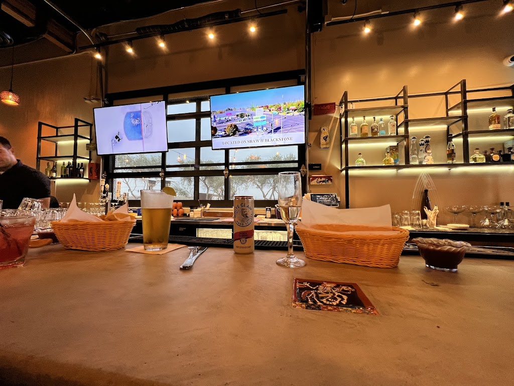 Papis Mex Grill | restaurant | 131 Riverwalk Blvd S, Madera, CA 93636, USA | 5593890392 OR +1 559-389-0392