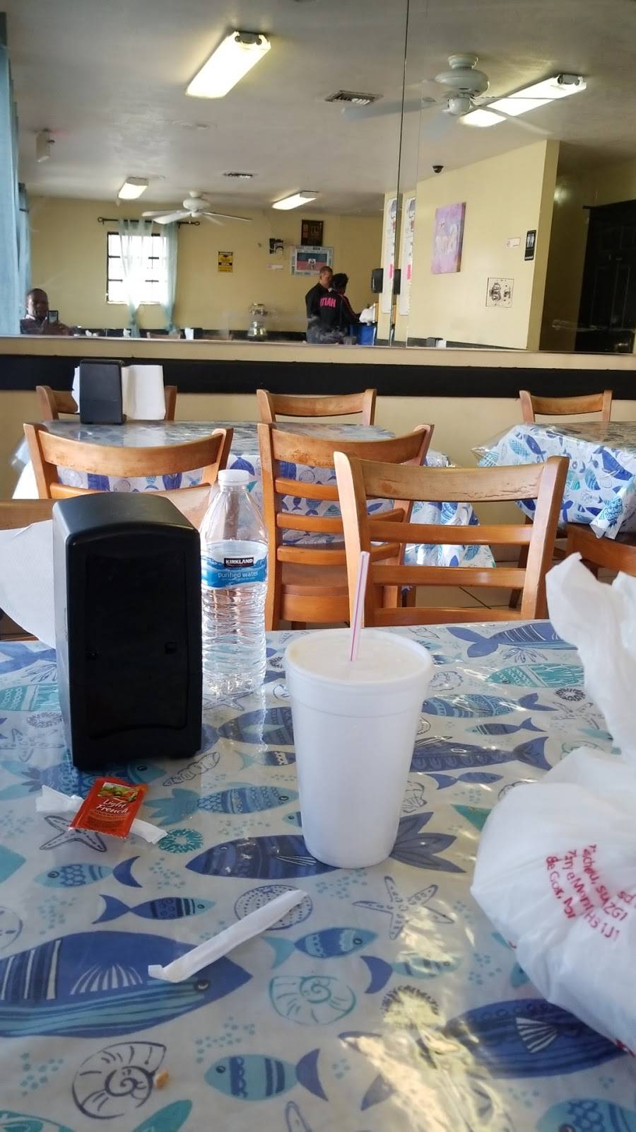 Chez Le Bebe | restaurant | 114 NE 54th St, Miami, FL 33137, USA | 3057517639 OR +1 305-751-7639