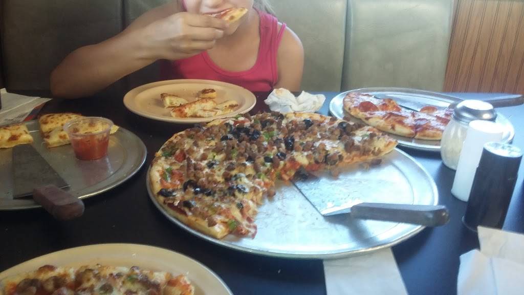 Pizza Plus | restaurant | 400 Lynn Garden Dr, Kingsport, TN 37660, USA | 4232477177 OR +1 423-247-7177