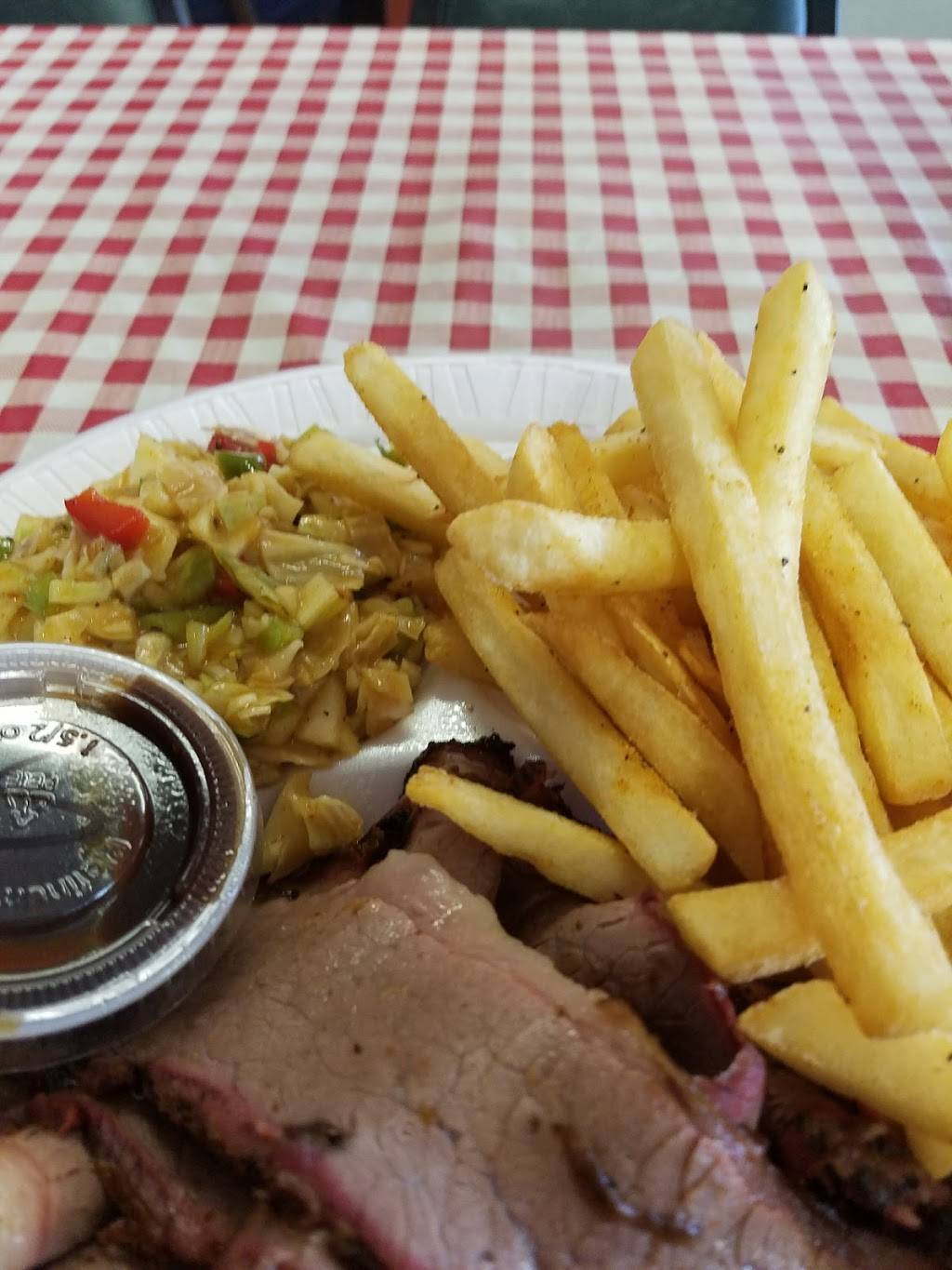 Smoke Trail BBQ | restaurant | 2116 S Main St, Paris, IL 61944, USA | 2174633668 OR +1 217-463-3668