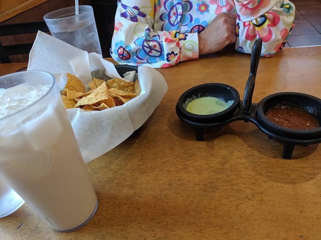 Viva Mexico | restaurant | 237 Wyoming Blvd NE, Albuquerque, NM 87123, USA | 5052656285 OR +1 505-265-6285