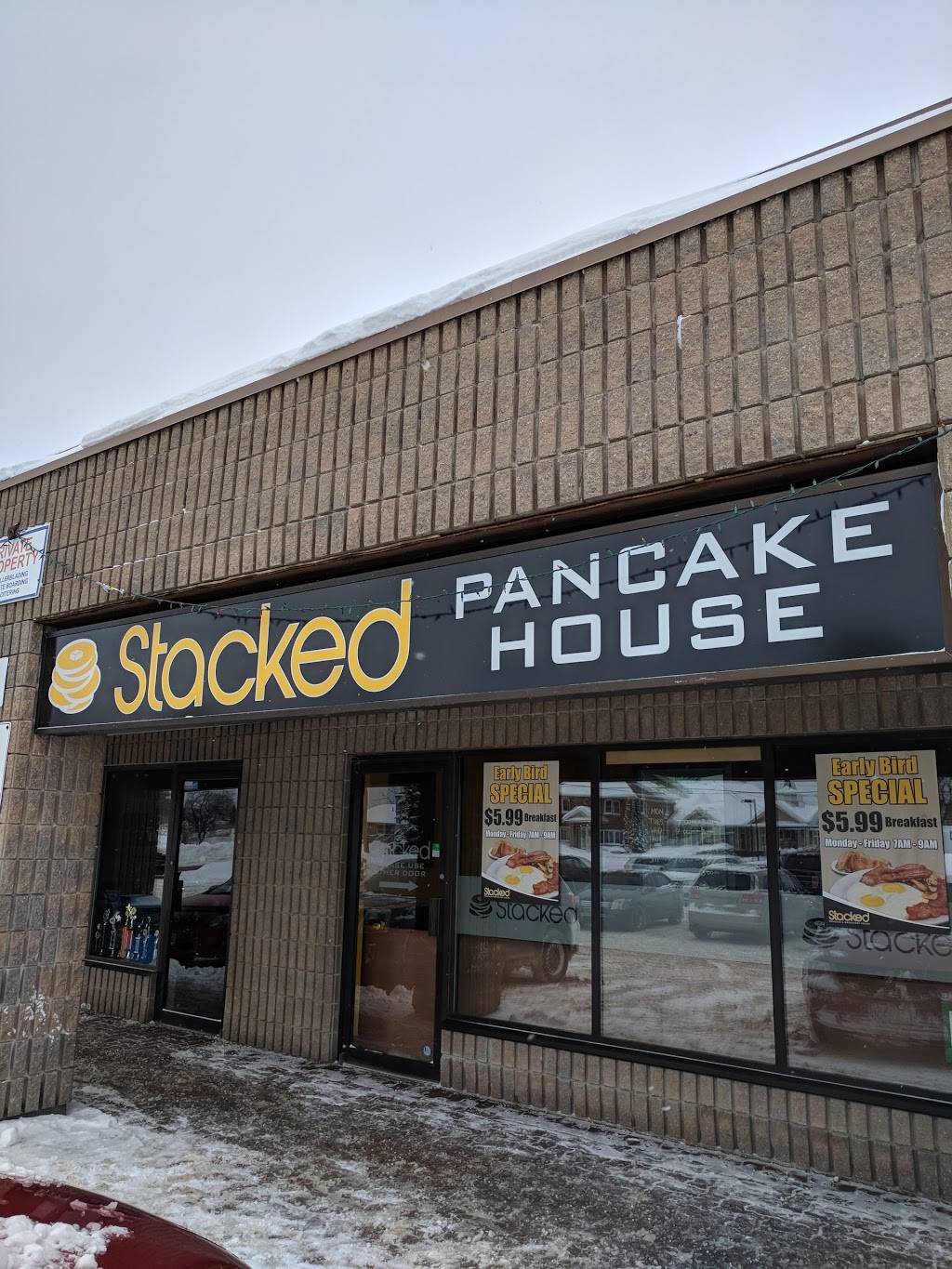 Stacked Pancake & Breakfast House | restaurant | 7905 Yonge St, Innisfil, ON L9S 1K9, Canada | 7052948000 OR +1 705-294-8000