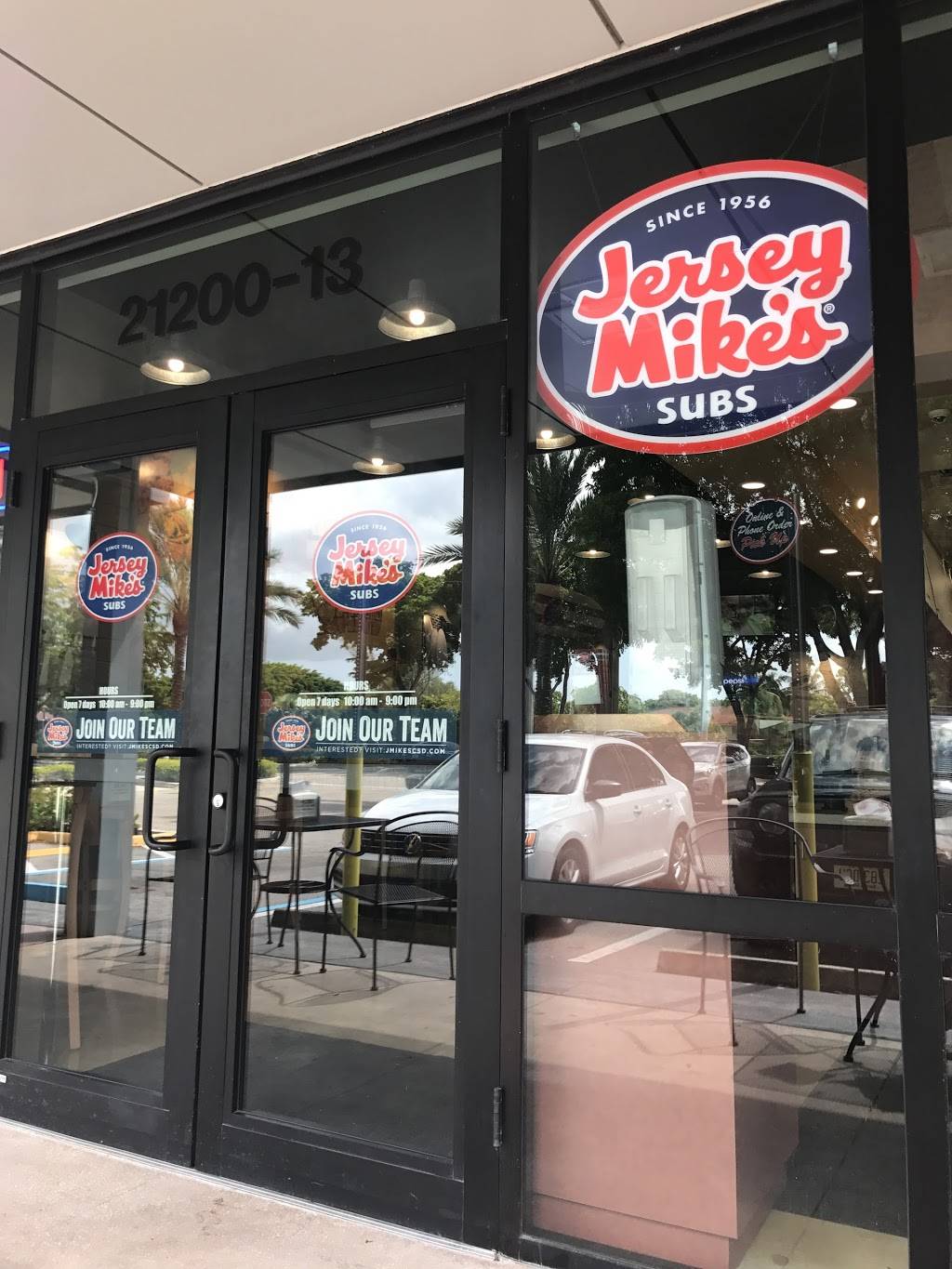 Jersey Mikes Subs | restaurant | 21200 St Andrews Blvd Suite 13, Boca Raton, FL 33433, USA | 5612452246 OR +1 561-245-2246