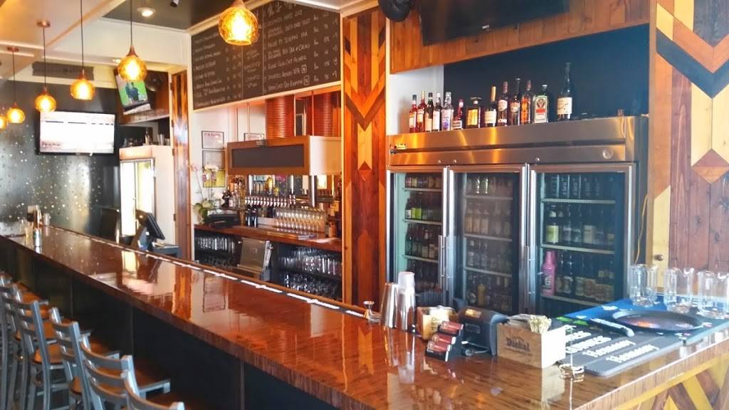 BREWd craft pub | restaurant | 3441 Waialae Ave A, Honolulu, HI 96816, USA | 8087322337 OR +1 808-732-2337