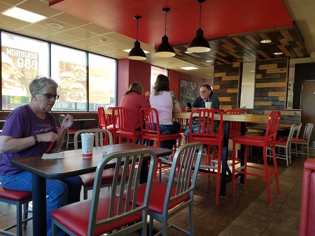 Arbys | restaurant | 172 Market St, Potsdam, NY 13676, USA | 3152651240 OR +1 315-265-1240