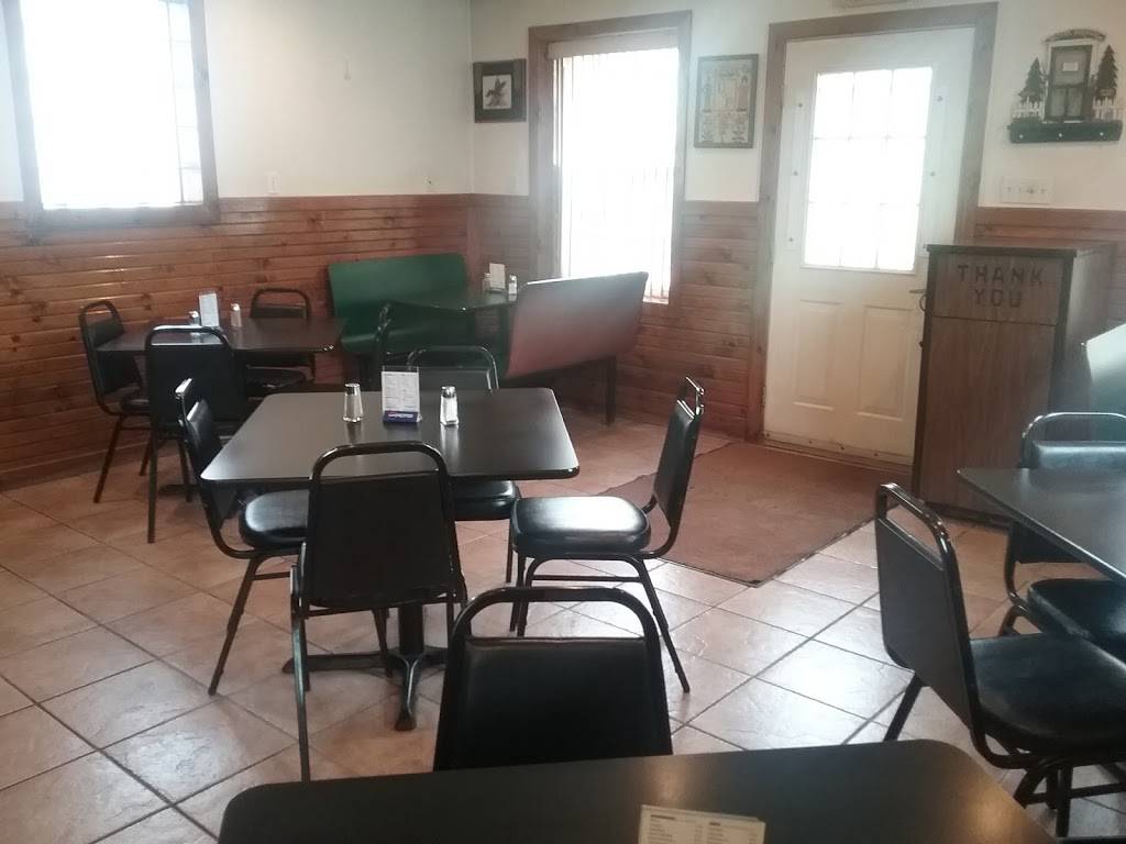 D & P Restaurant | restaurant | 886 Shinnston Pike, Clarksburg, WV 26301, USA | 3046239885 OR +1 304-623-9885