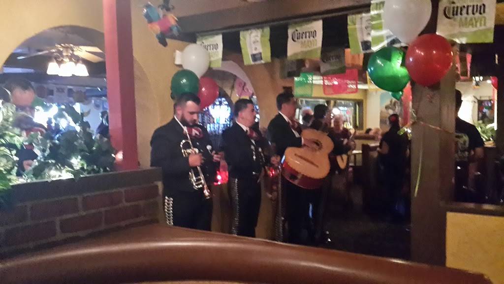 Marios Mexican Food & Cantina | restaurant | 18603 Main St, Huntington Beach, CA 92648, USA | 7148425811 OR +1 714-842-5811