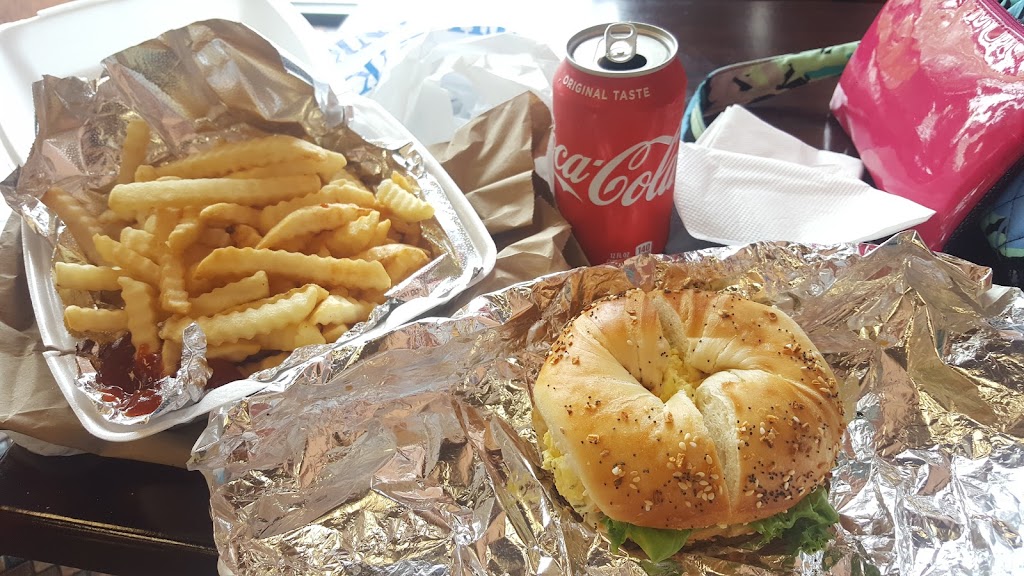 Pop Bagel & Deli | cafe | 4765 731, NJ-35, Ocean Township, NJ 07712, USA | 7328989028 OR +1 732-898-9028