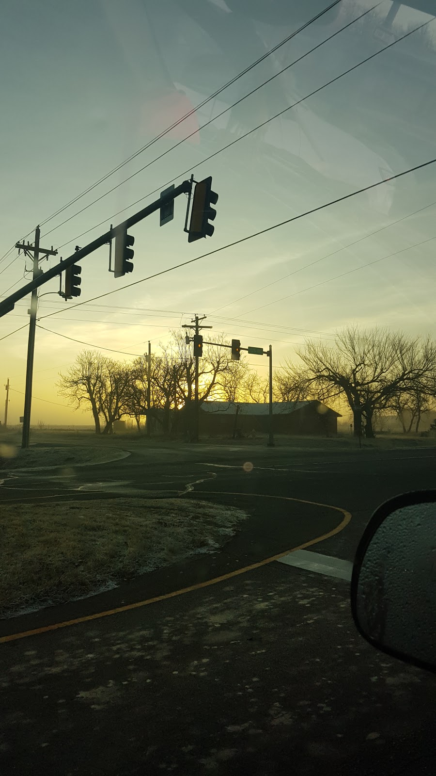 Camelback Corner Convenience Store & Smokehouse | restaurant | N, 4001 US - 81, Duncan, OK 73533, USA | 5802522402 OR +1 580-252-2402