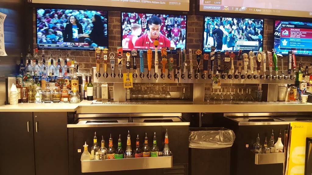 Buffalo Wild Wings | meal takeaway | 5915 Trussville Crossing Blvd, Birmingham, AL 35235, USA | 2056552521 OR +1 205-655-2521