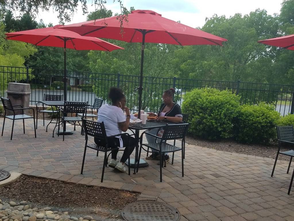 Off The Hook Fish & Shrimp | restaurant | 1002 Duluth Hwy #400, Lawrenceville, GA 30043, USA | 7709109307 OR +1 770-910-9307