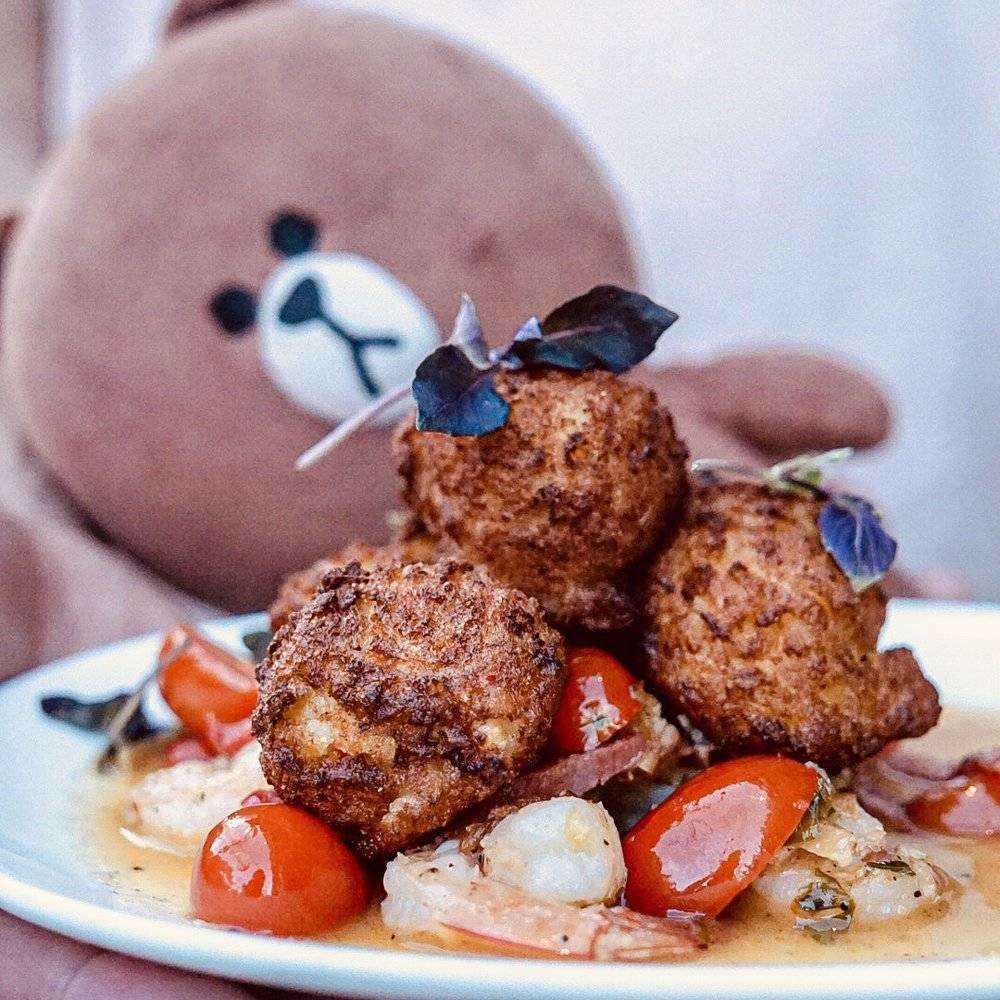 Folly Brewpub | restaurant | 928 College St, Toronto, ON M6H 1A4, Canada | 4165337272 OR +1 416-533-7272