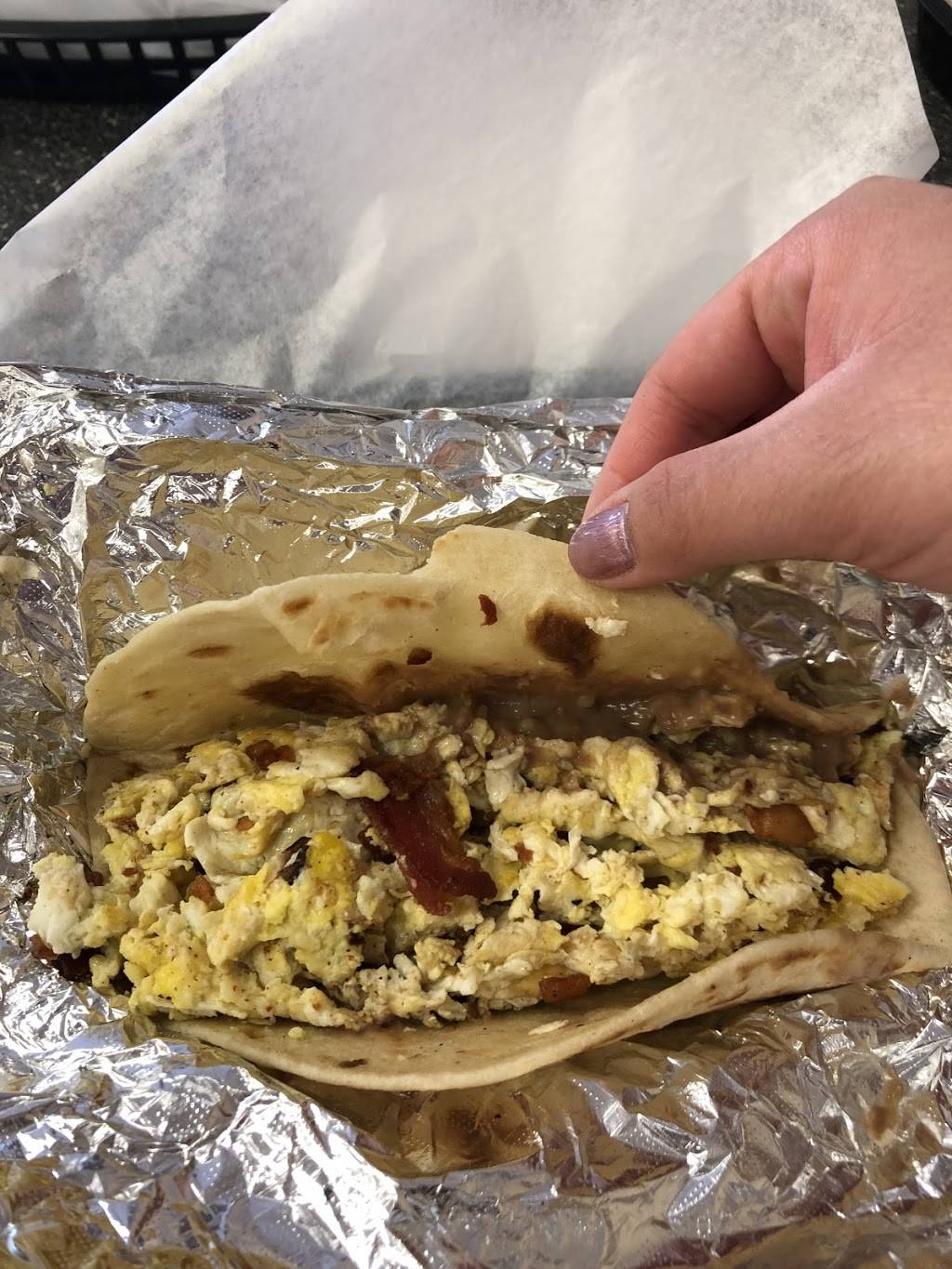 Casa Morenos | restaurant | 2410 E Riverside Dr, Austin, TX 78741, USA | 5123053448 OR +1 512-305-3448