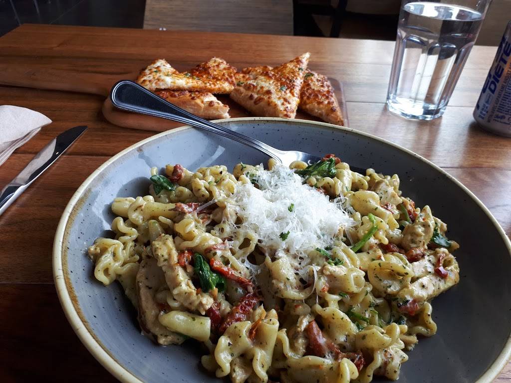 Tosto | restaurant | 609 Roehampton Ave, Toronto, ON M4P 1S7, Canada | 4163220609 OR +1 416-322-0609