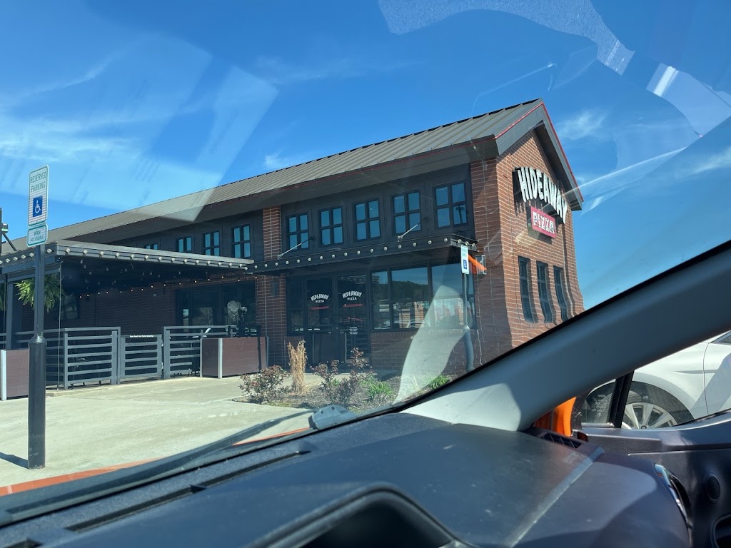 Hideaway Pizza | restaurant | 1170 S Amity Rd, Conway, AR 72032, USA | 5016974444 OR +1 501-697-4444