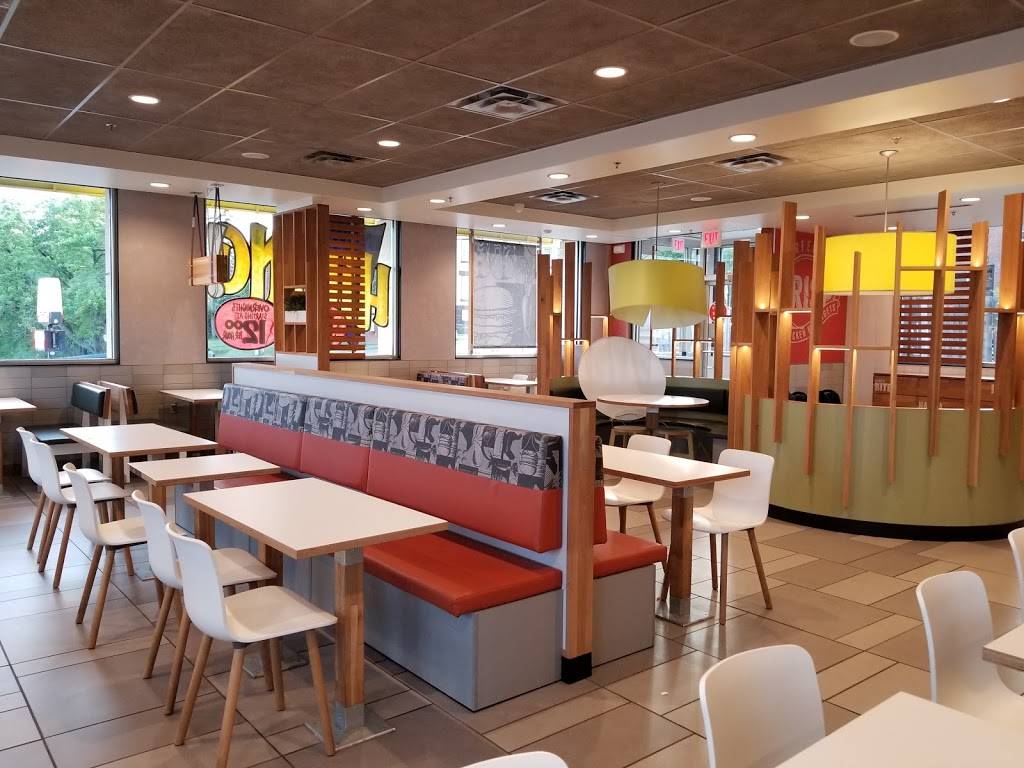 McDonalds | cafe | 2105 London Rd, Duluth, MN 55812, USA | 2187282091 OR +1 218-728-2091