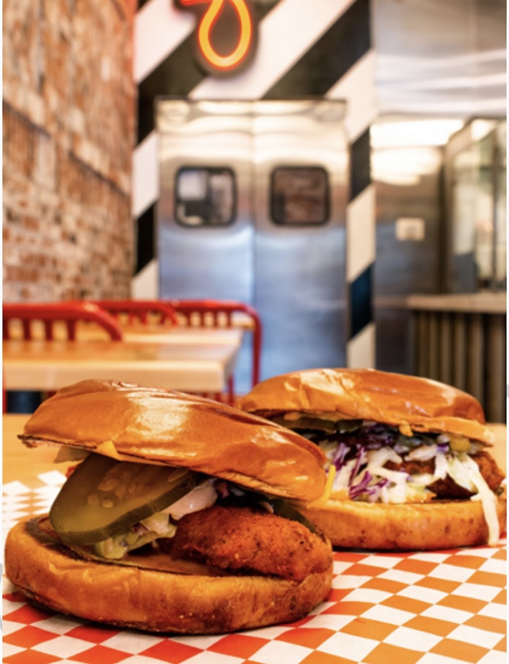 Byrds Hot Chicken Algonquin | restaurant | 1748 S Randall Rd, Algonquin, IL 60102, USA | 2246789433 OR +1 224-678-9433