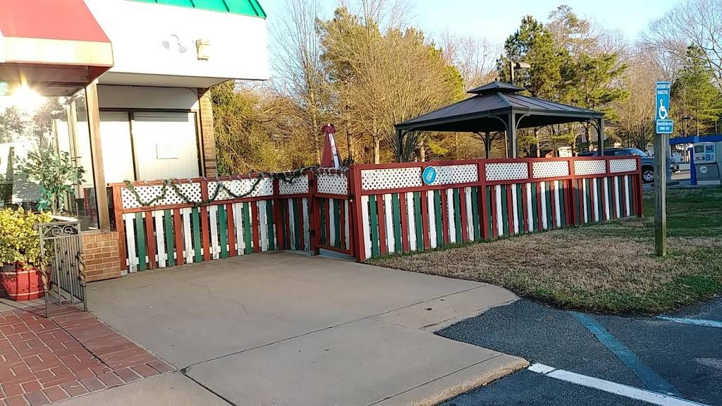 Soprano Italian Restaurant | restaurant | 12588 Warwick Blvd, Newport News, VA 23606, USA | 7579302359 OR +1 757-930-2359