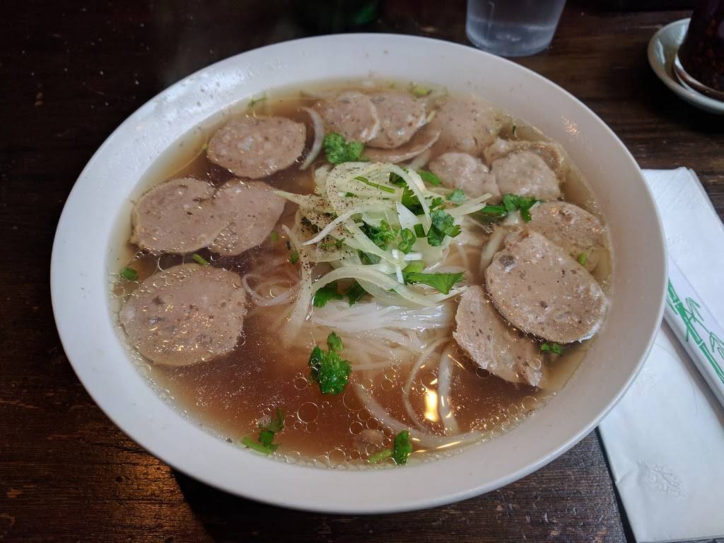 Thuys Phó House | restaurant | 120 Madrone Ln N, Bainbridge Island, WA 98110, USA | 2068421769 OR +1 206-842-1769