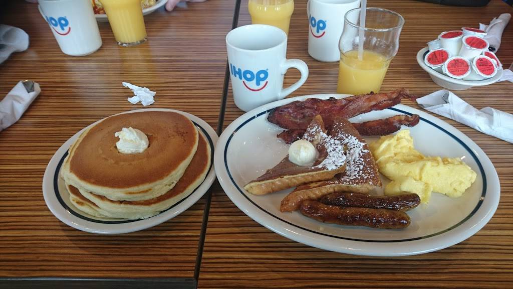 IHOP | restaurant | 520 Pleasant Grove Rd, Mt. Juliet, TN 37122, USA | 6152884388 OR +1 615-288-4388