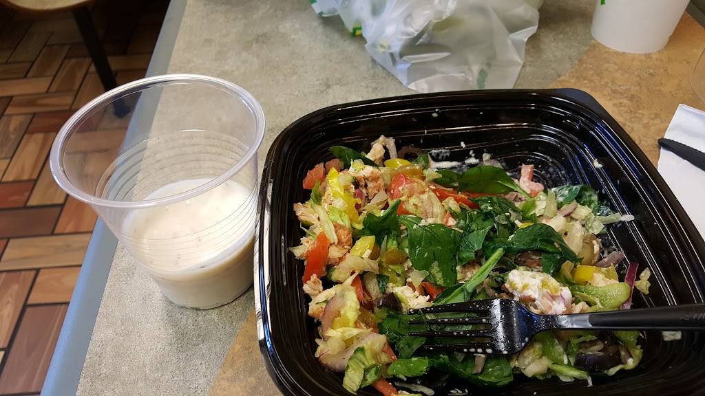 Subway | restaurant | 199 S Highland St, Memphis, TN 38111, USA | 9014584302 OR +1 901-458-4302