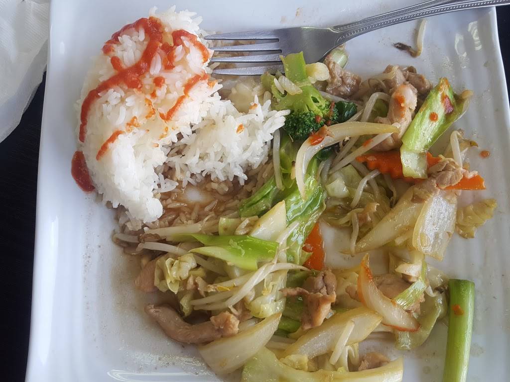 Chili & Lemon Thai Cuisine | restaurant | 701 S Atlantic Blvd, East Los Angeles, CA 90022, USA | 3233544639 OR +1 323-354-4639