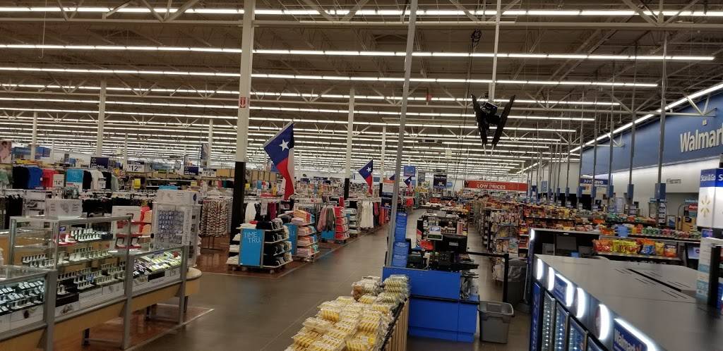 Rayzor Ranch Town Center | shopping mall | 2907 W University Dr, Denton, TX 76201, USA | 5018215552 OR +1 501-821-5552